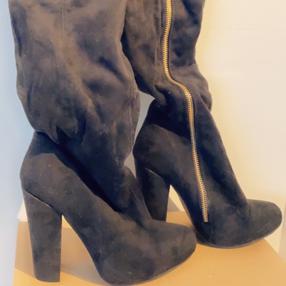 Knee high boots - Picture 2 of 3